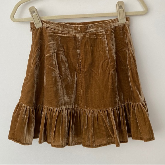 LoveShackFancy Dresses & Skirts - LoveShackFancy Ruffle Skirt sz 2